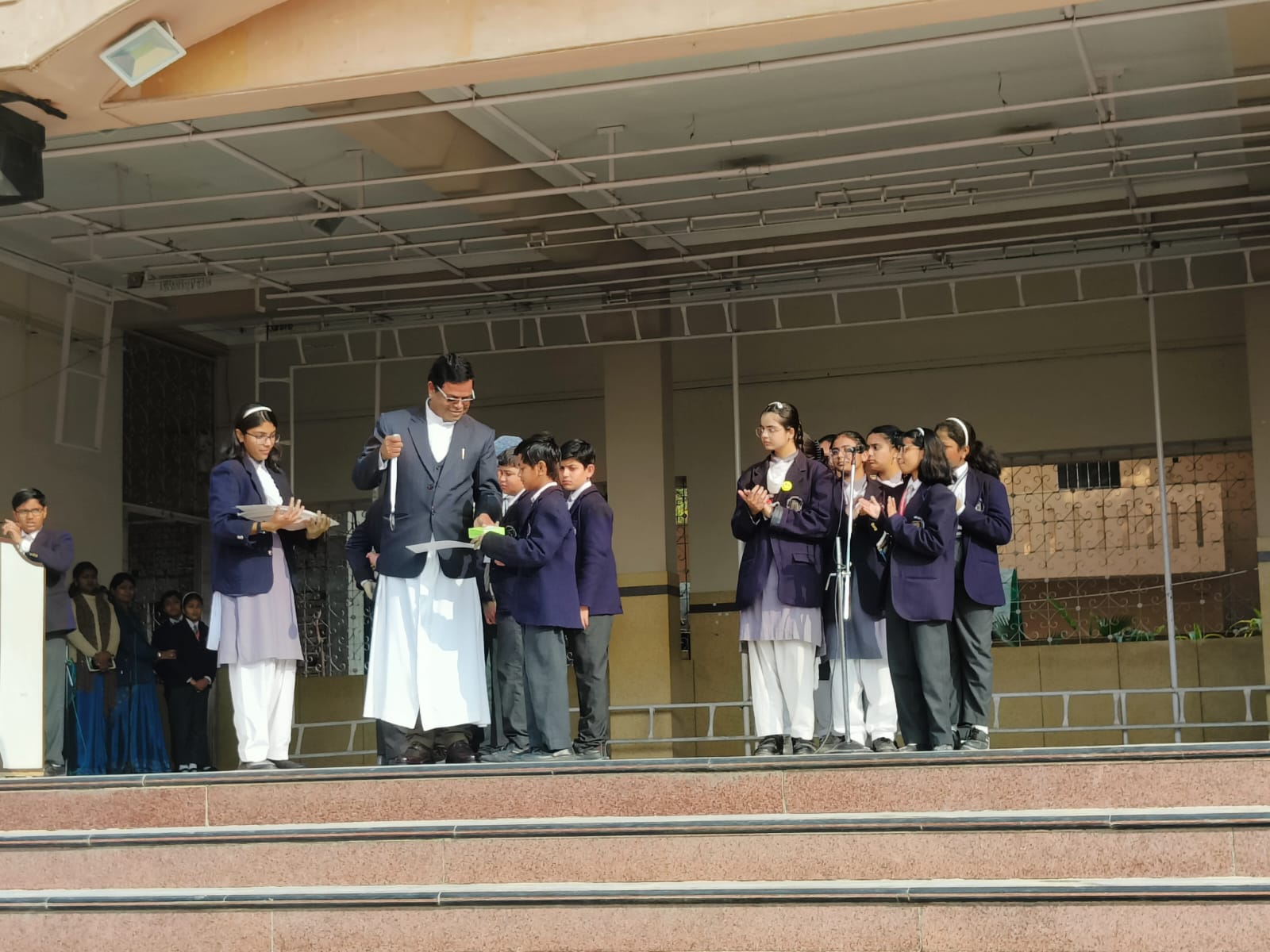 Prize Distribution 11