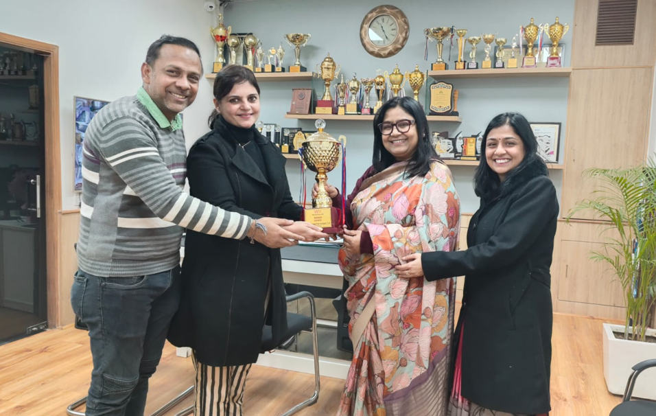 Prize Distribution 4